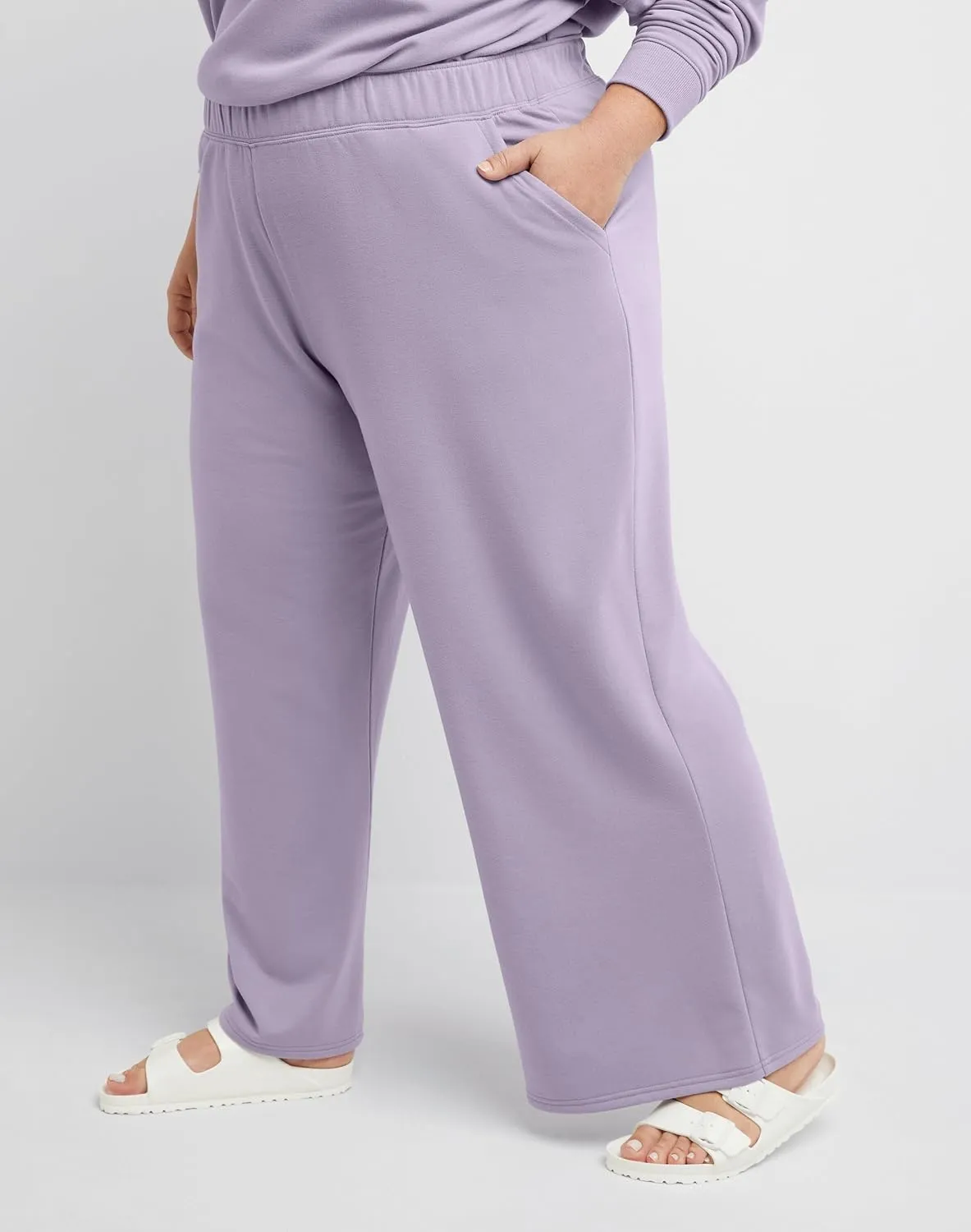 Hanes Women's Originals Plus Size Palazzo Pants, Brushed Fleece Sweatpants, Flare Leg, 28.5